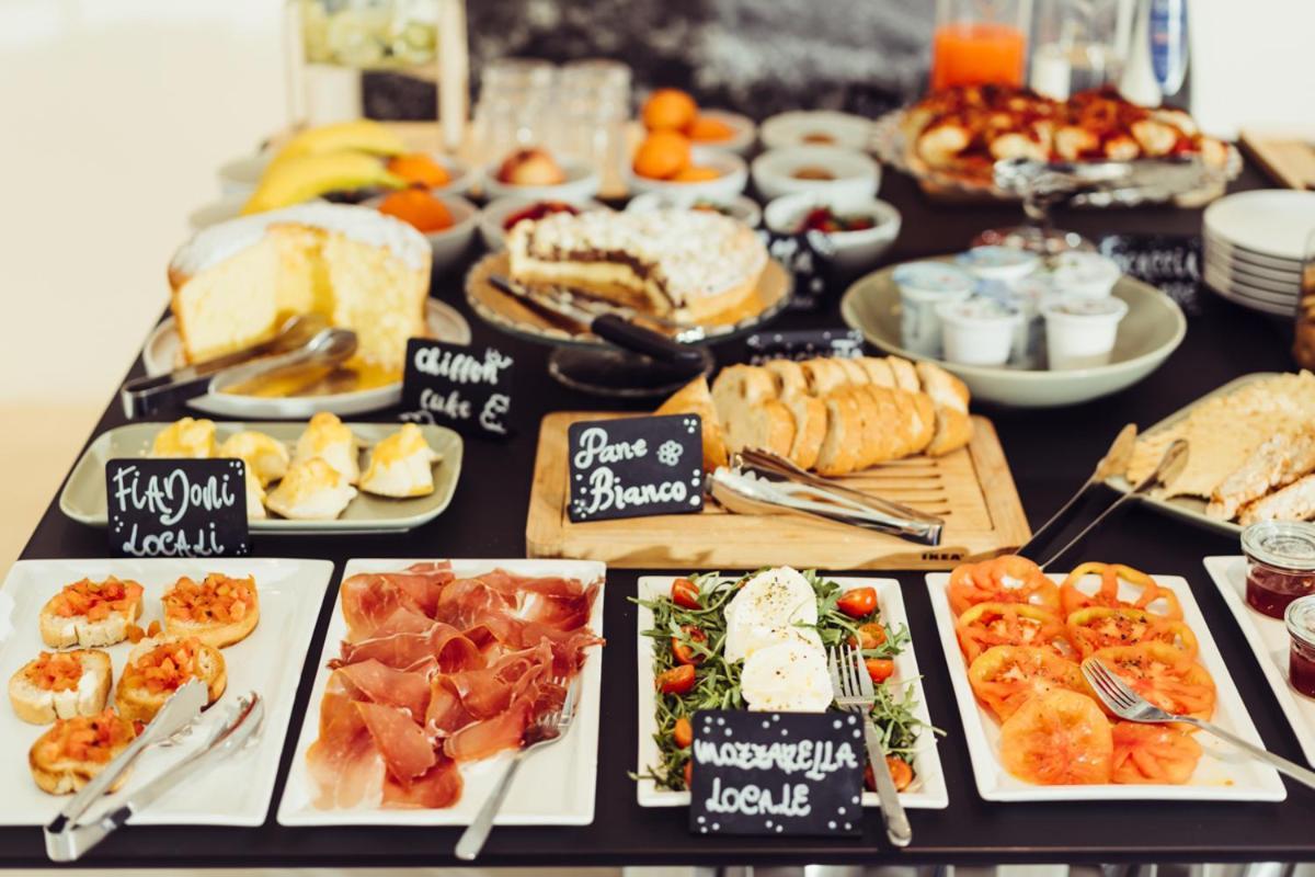 Marina Gardens Boutique&Suites Francavilla Al Mare Bagian luar foto