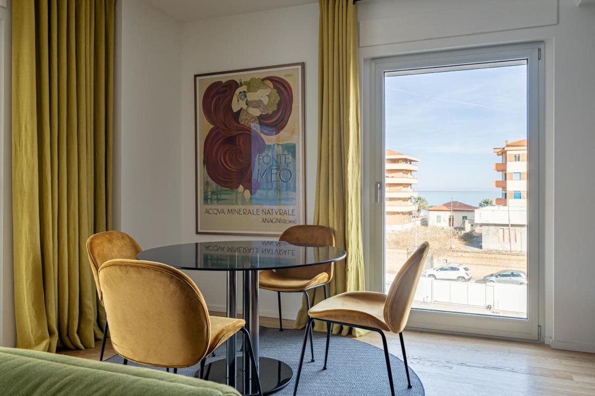 Marina Gardens Boutique&Suites Francavilla Al Mare Ruang foto