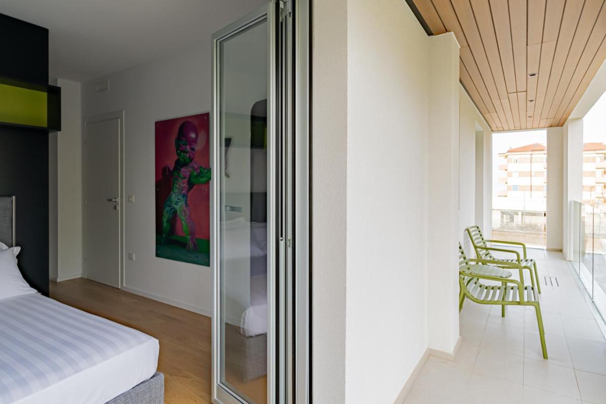 Marina Gardens Boutique&Suites Francavilla Al Mare Ruang foto